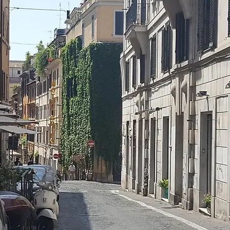 Finestra Su Monti Ρώμη
