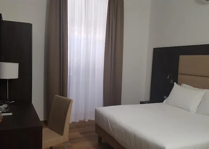 Pensión Finestra Su Monti Roma