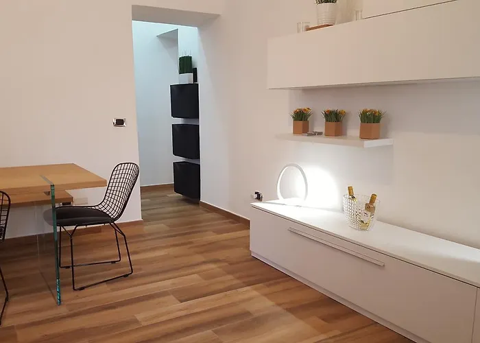 Finestra Su Monti 4* Roma