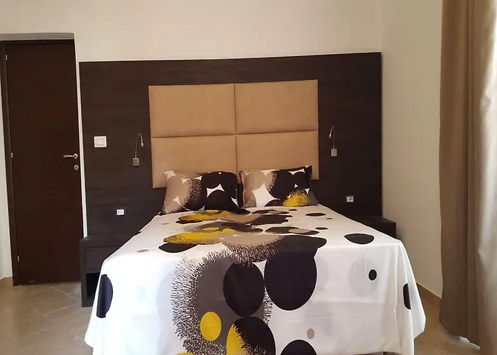 Finestra Su Monti 4*