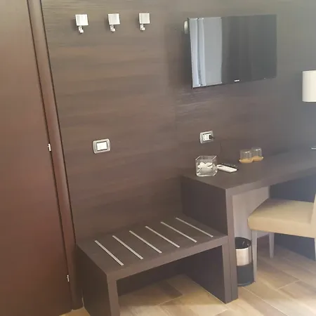 Finestra Su Monti Penzion Řím